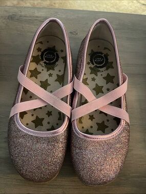 Livie & Luca Girls' Pink Glitter Cross-Strap Mary Janes